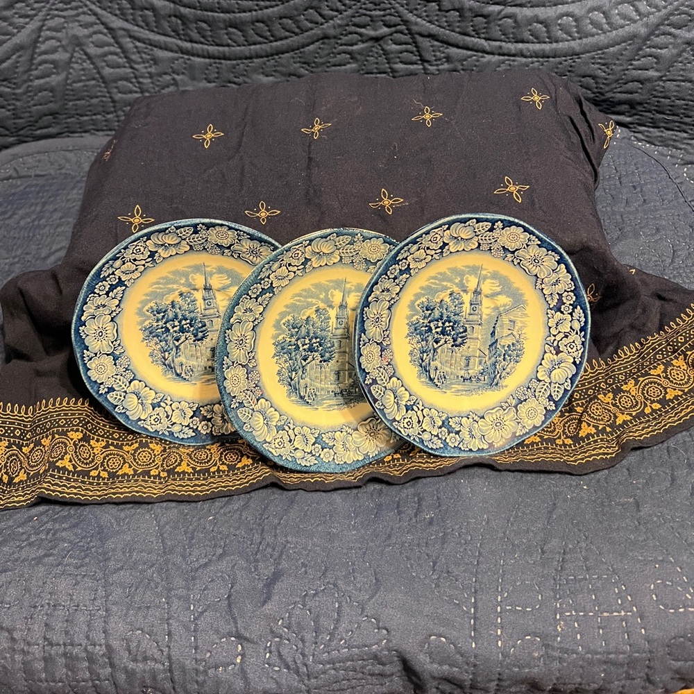 LIBERTY BLUE  HISTORIC COLONIAL COBALT BLUE of OLD NORTH CHURCH MADE IN ENGLAND
